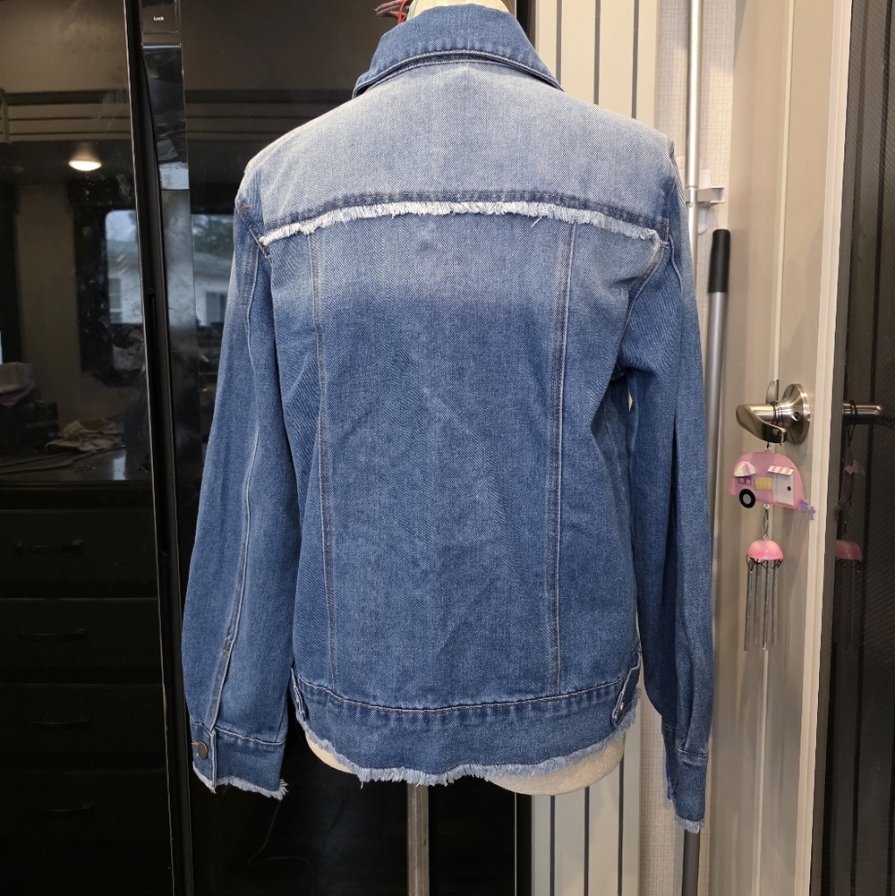 NWT'S Linda Anderson Blue Denim Jacket- Embroidered - Picture 5 of 10